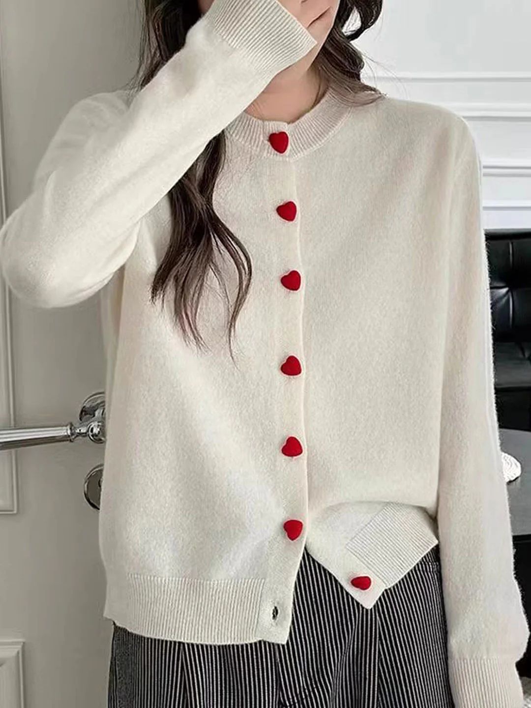 Elegant Crew Neck Heart Button Knitted Cardigan