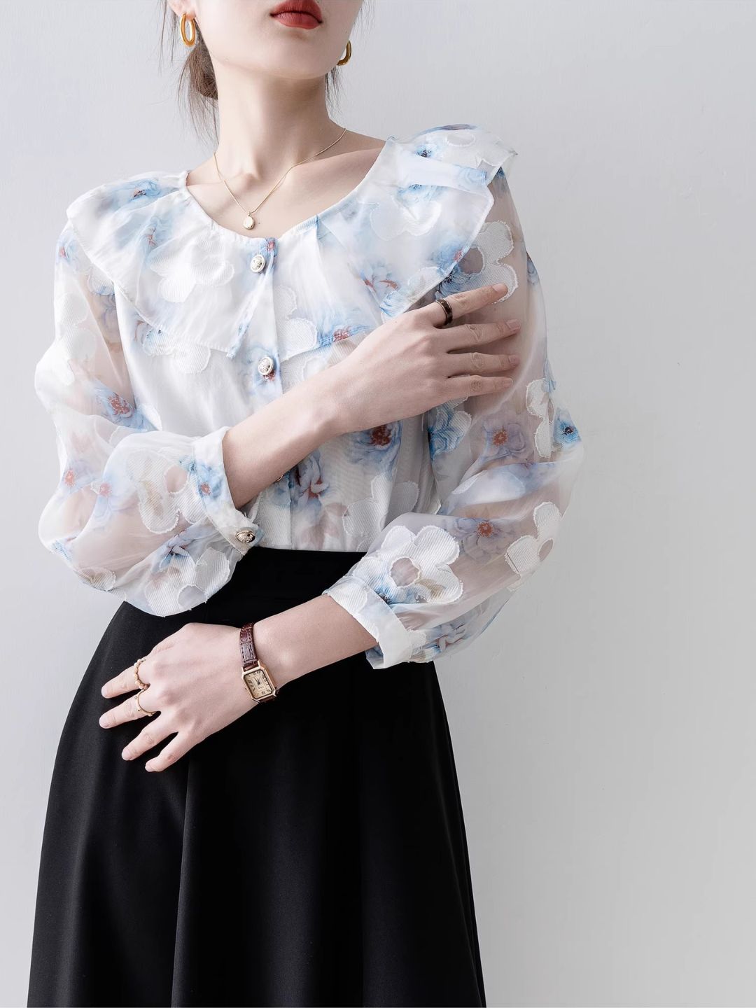 Round Neck Floral Long Sleeve Shirt