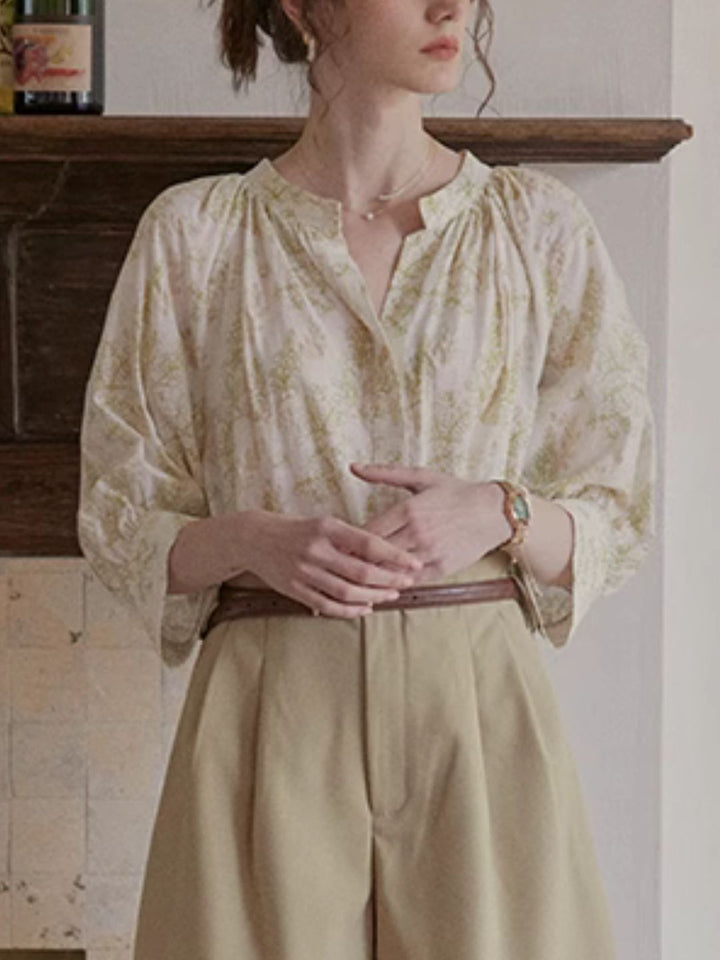 Retro v-neck floral shirt