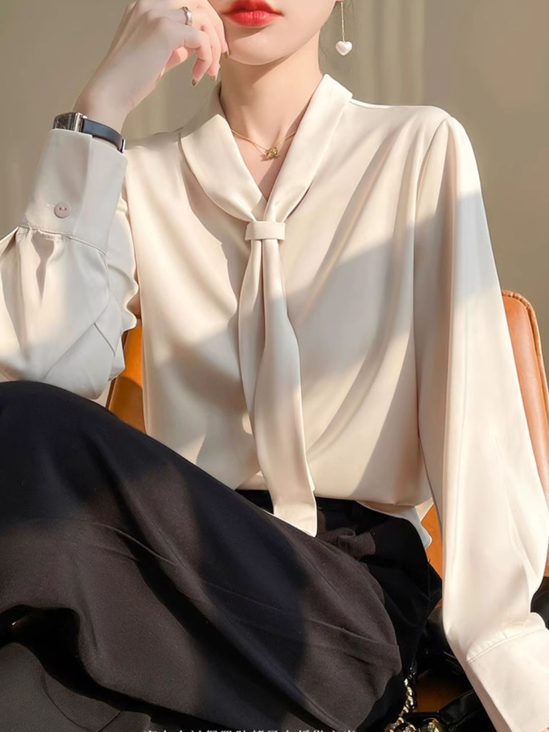 Elegant Long-Sleeved Shirt With Flowing Collar