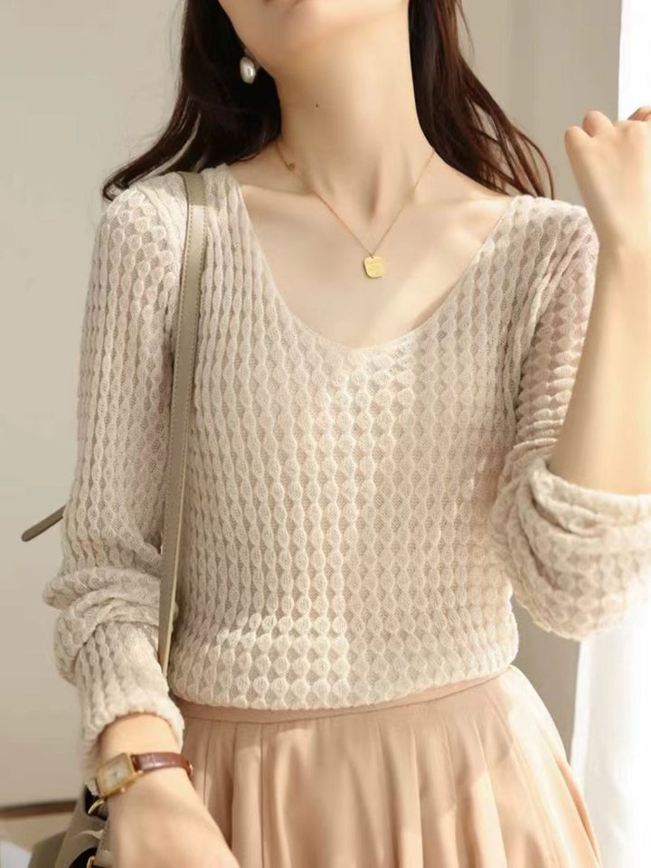 Loose V-Neck Knitted Top
