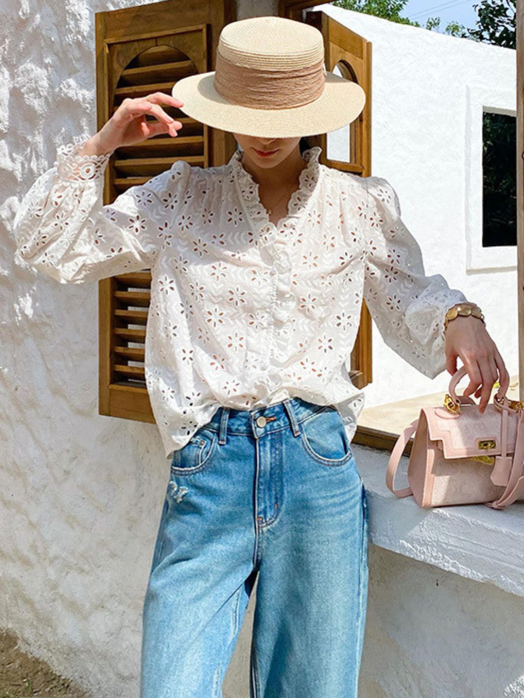 Light Luxury Simple Hollow Top