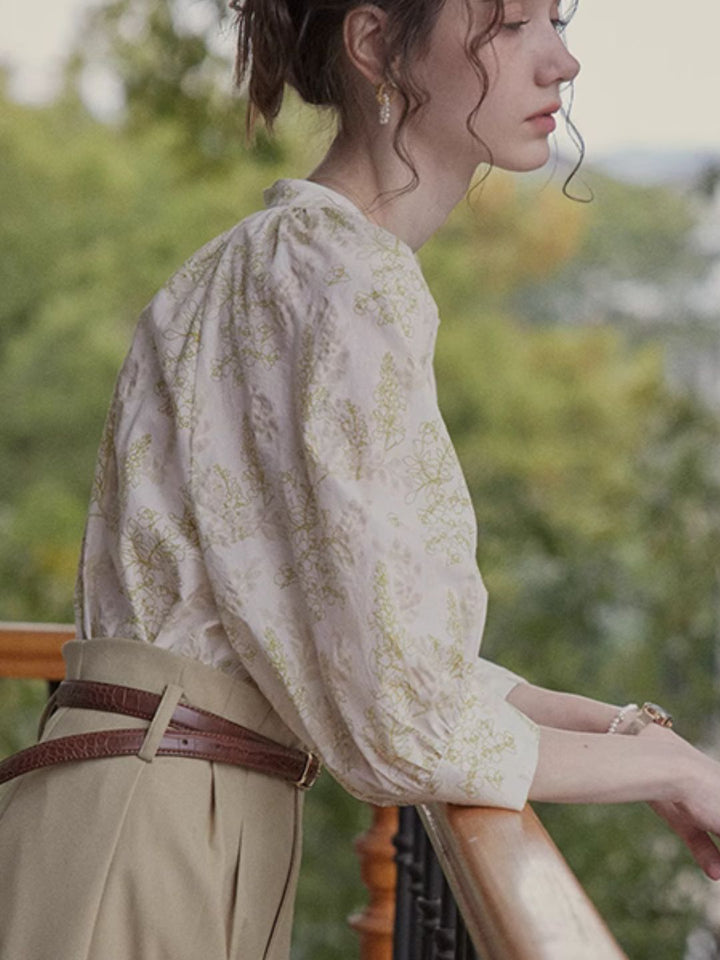 Retro v-neck floral shirt