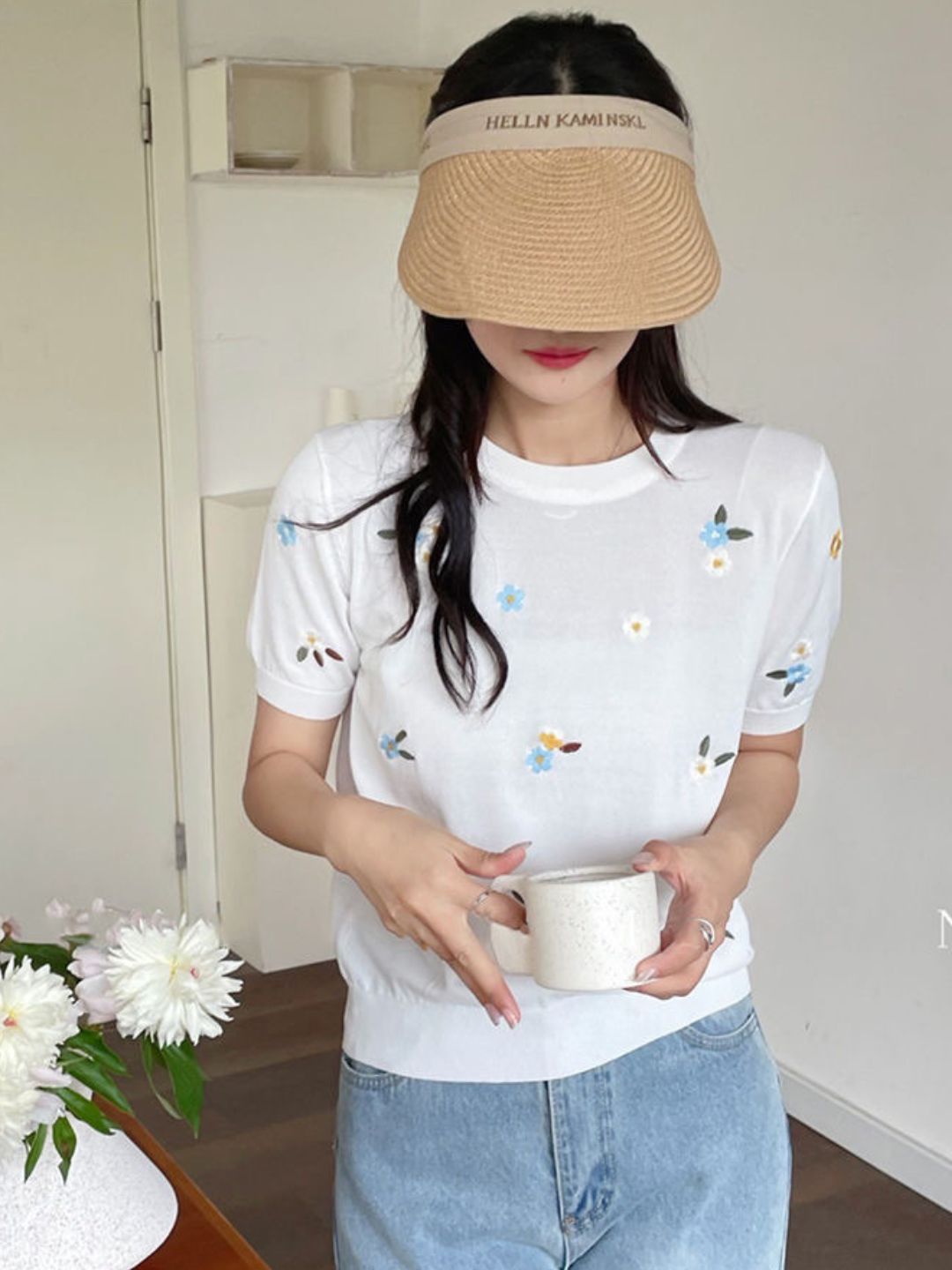 Crew Neck Embroidered Knitted Short Sleeves