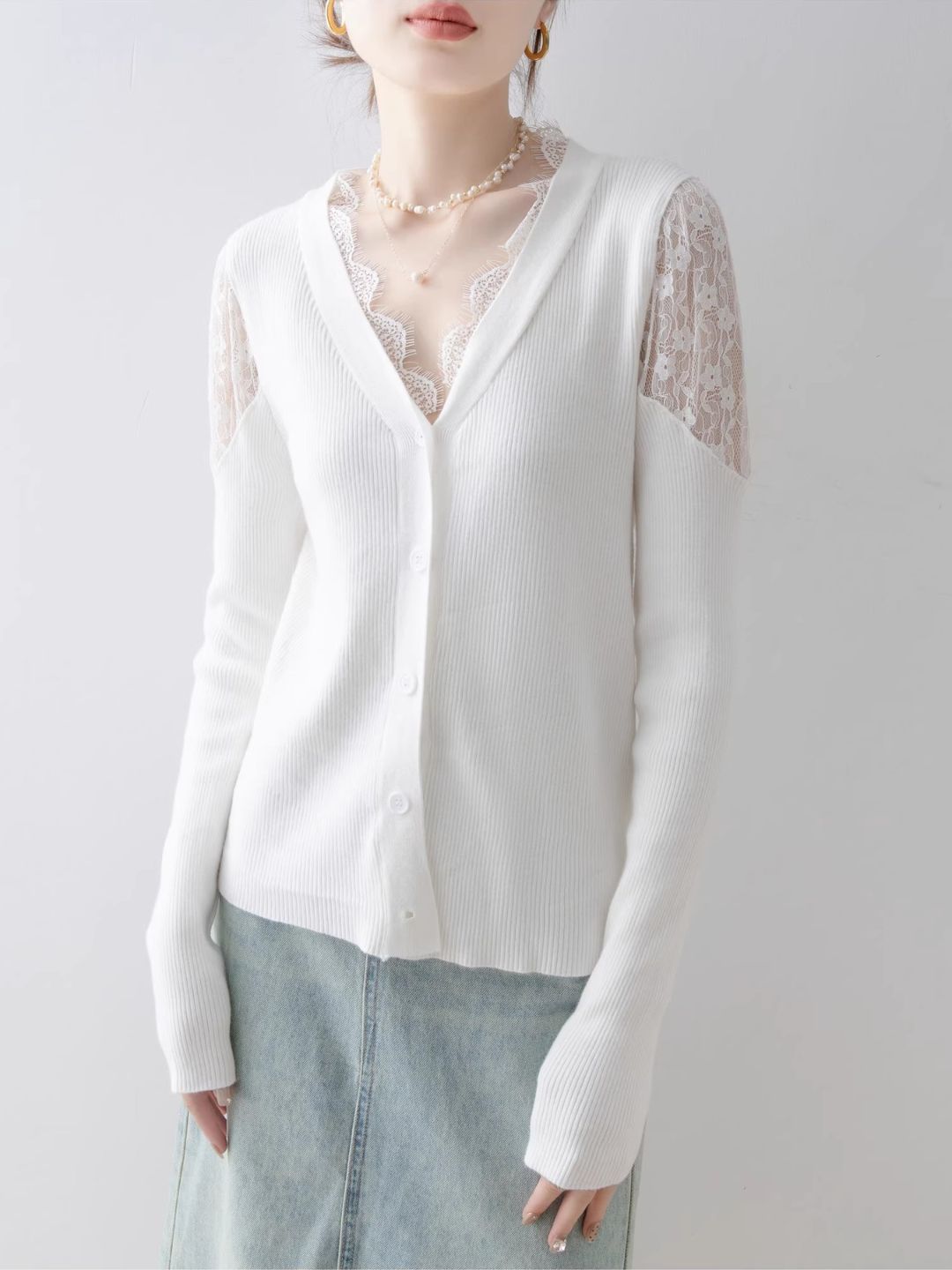 Slim Off-shoulder Lace Knitted Top