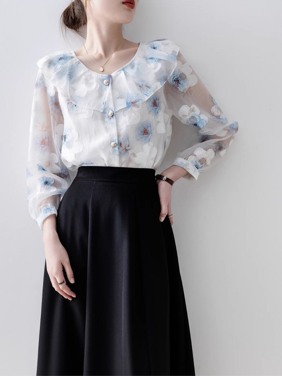 Round Neck Floral Long Sleeve Shirt