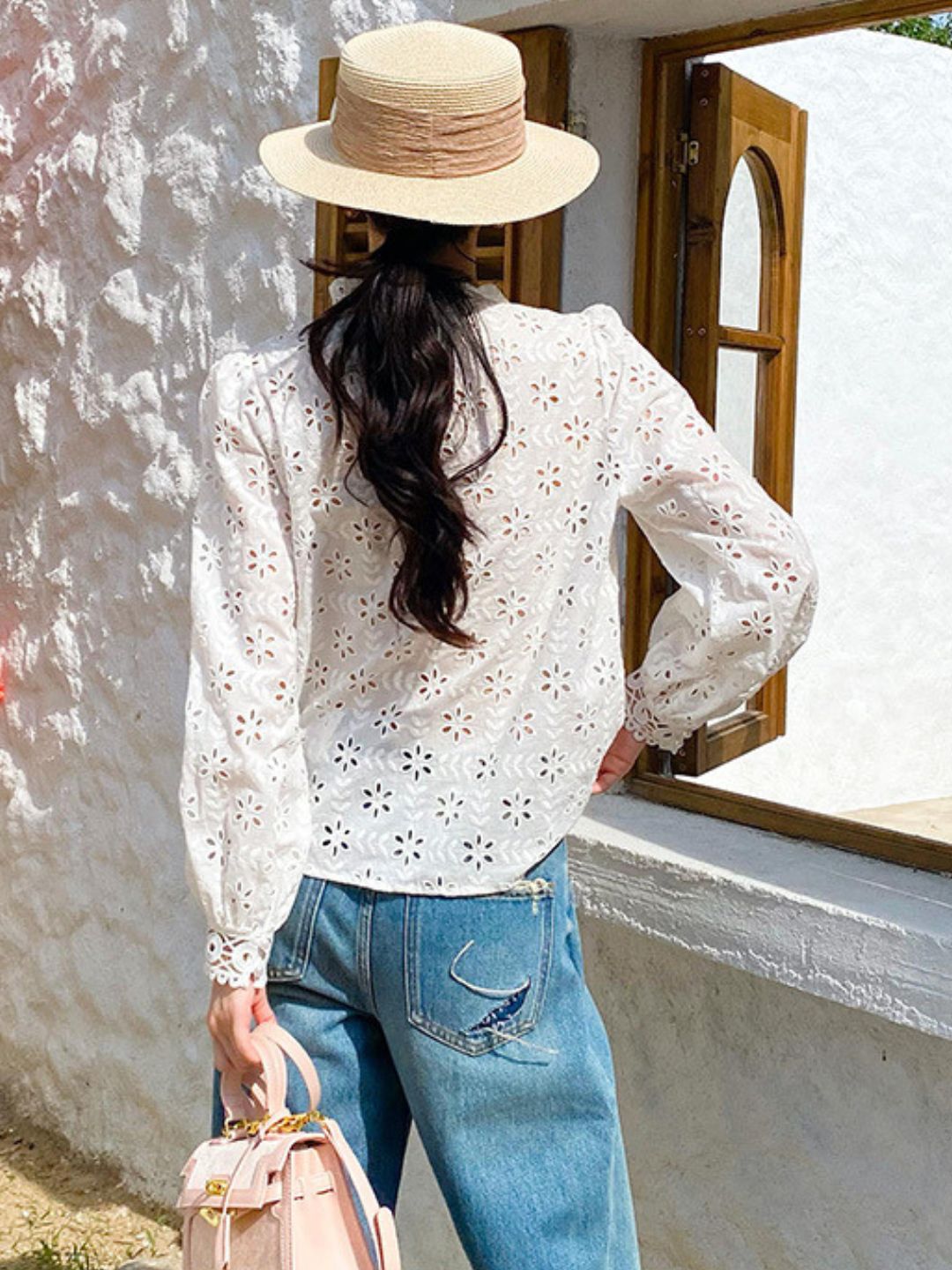 Light Luxury Simple Hollow Top