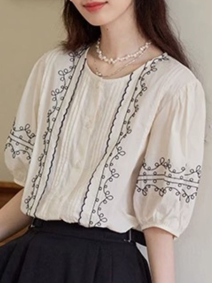 Crew Neck Embroidered Short Sleeve Shirt