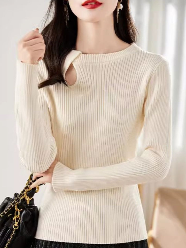 Round Neck Hollow Pullover Sweater