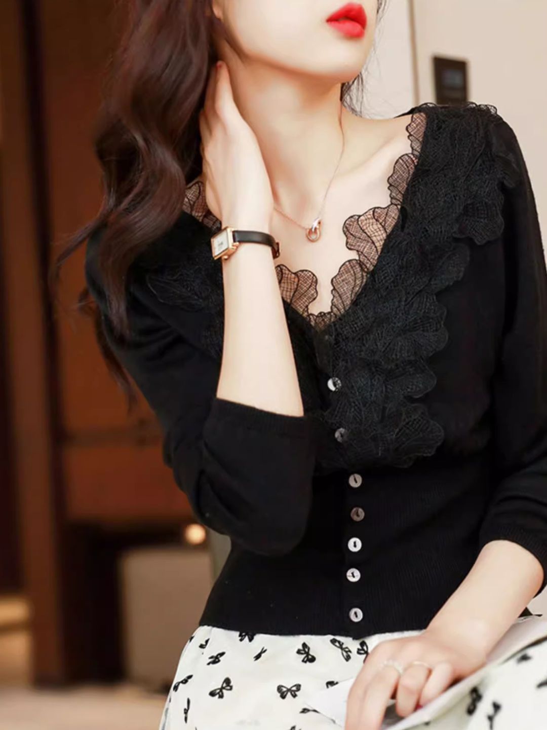 Elegant V-neck Lace Knitted Cardigan - Pink