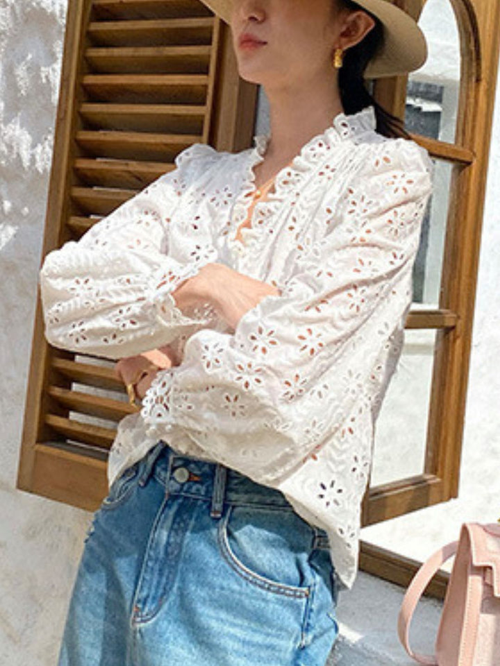 Light Luxury Simple Hollow Top