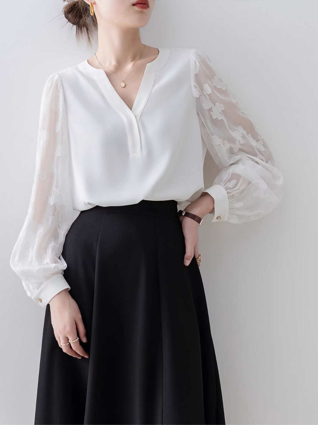 Floral Sleeve V-Neck Top