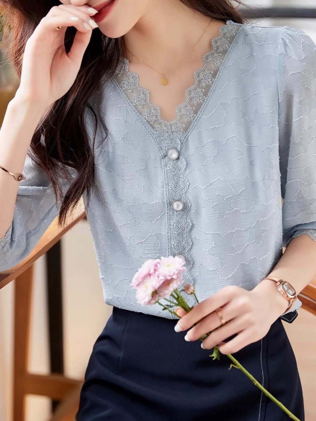 V-neck Lace Loose Top