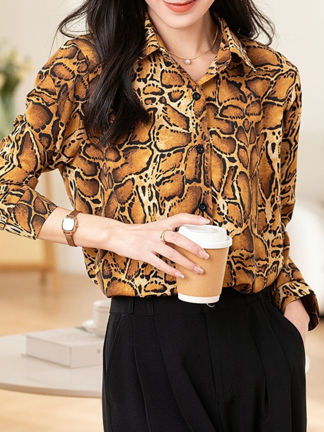 Loose-Fitting Lapel Printed Contrast Shirt