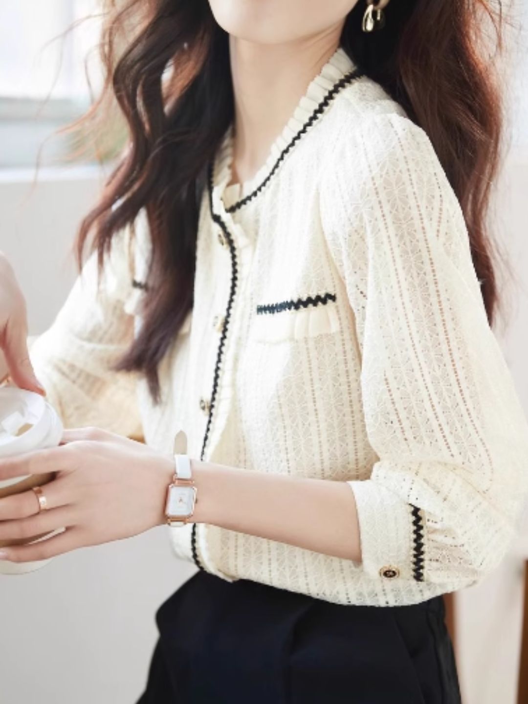 Elegant Lace Long Sleeve Shirt