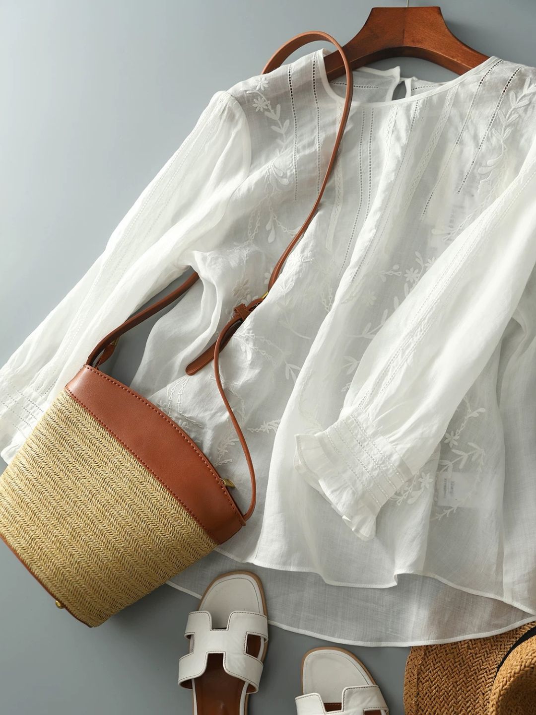 Classic Embroidered Round Neck Puff Sleeve Top