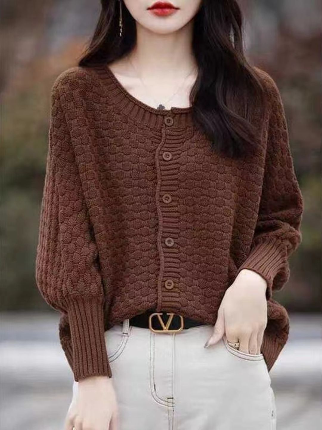 Classic Crew Neck Sweater with Balloon Sleeves