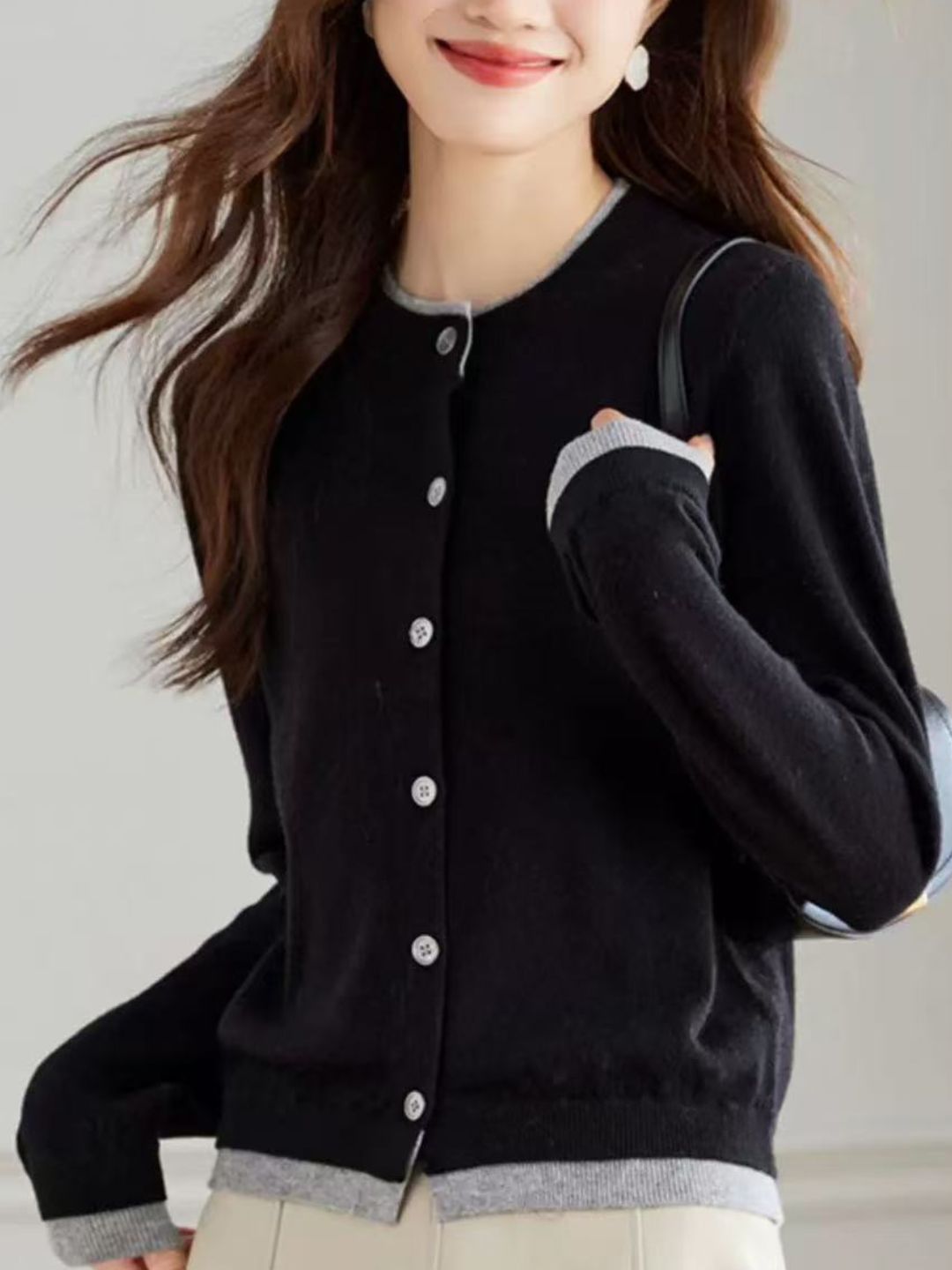 Classic Crew Neck Knit Cardigan