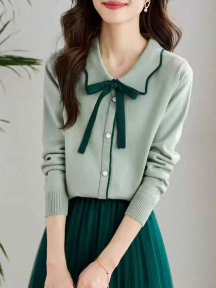 Doll Collar Contrast Bow Sweater
