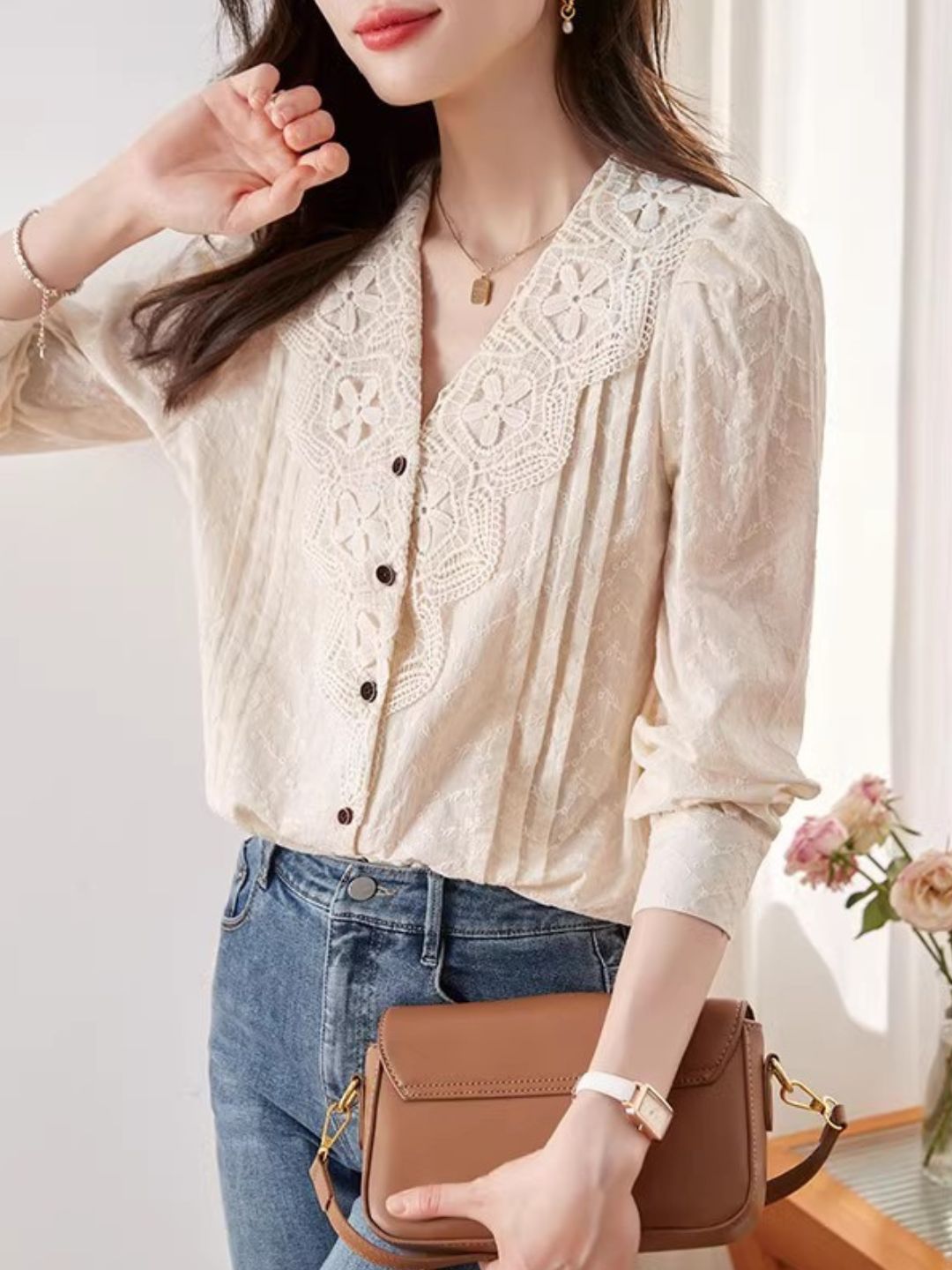 V-neck Lace Shirt Long Sleeve Top