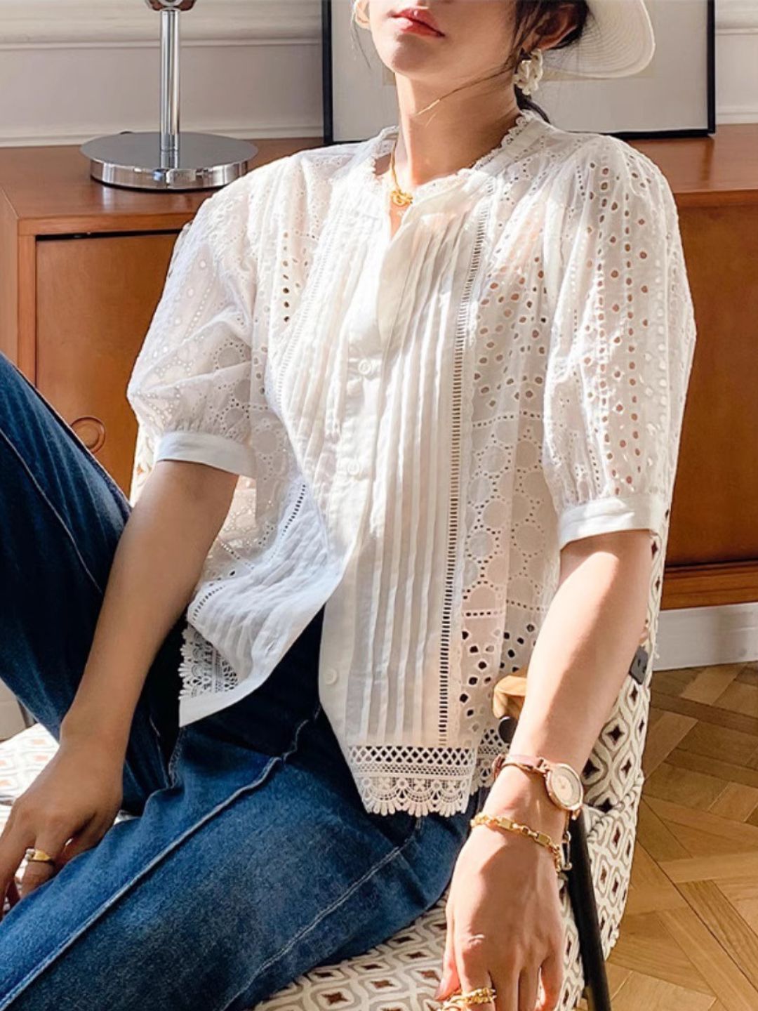 Lace Mid-Sleeve Elegant Hollow Shirt