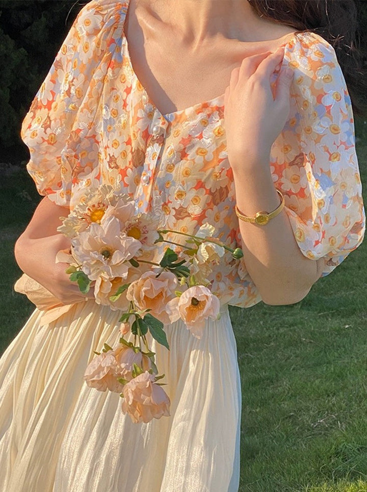 V-neck Puff Sleeve Short Sleeves