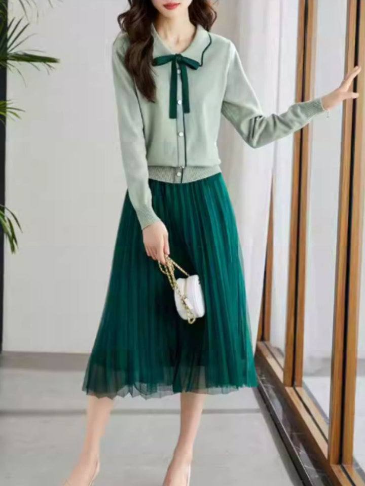 Doll Collar Contrast Bow Sweater