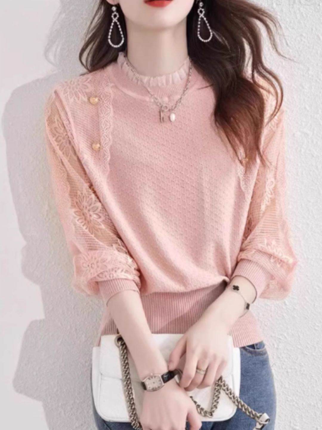 Chic Thin Lace Knitted Bottoming Sweater
