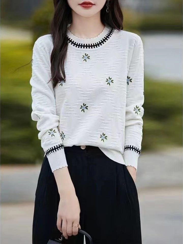 Crew Neck Floral Embroidered Sweater