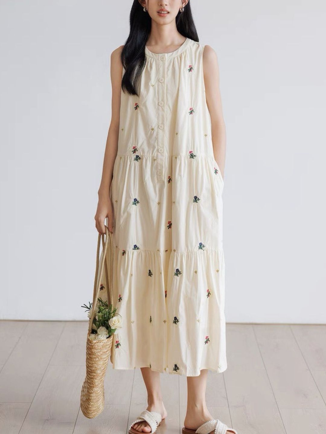 Round Neck Sleeveless A-Line Dress