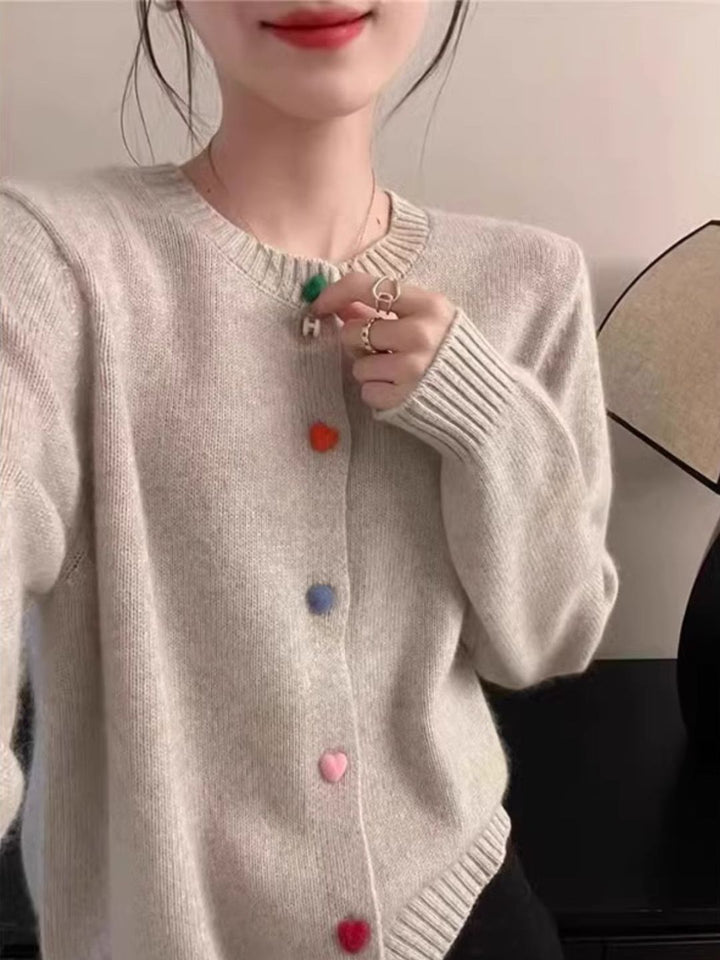 Chic Round Neck Colorful Heart Button Sweater - Grey