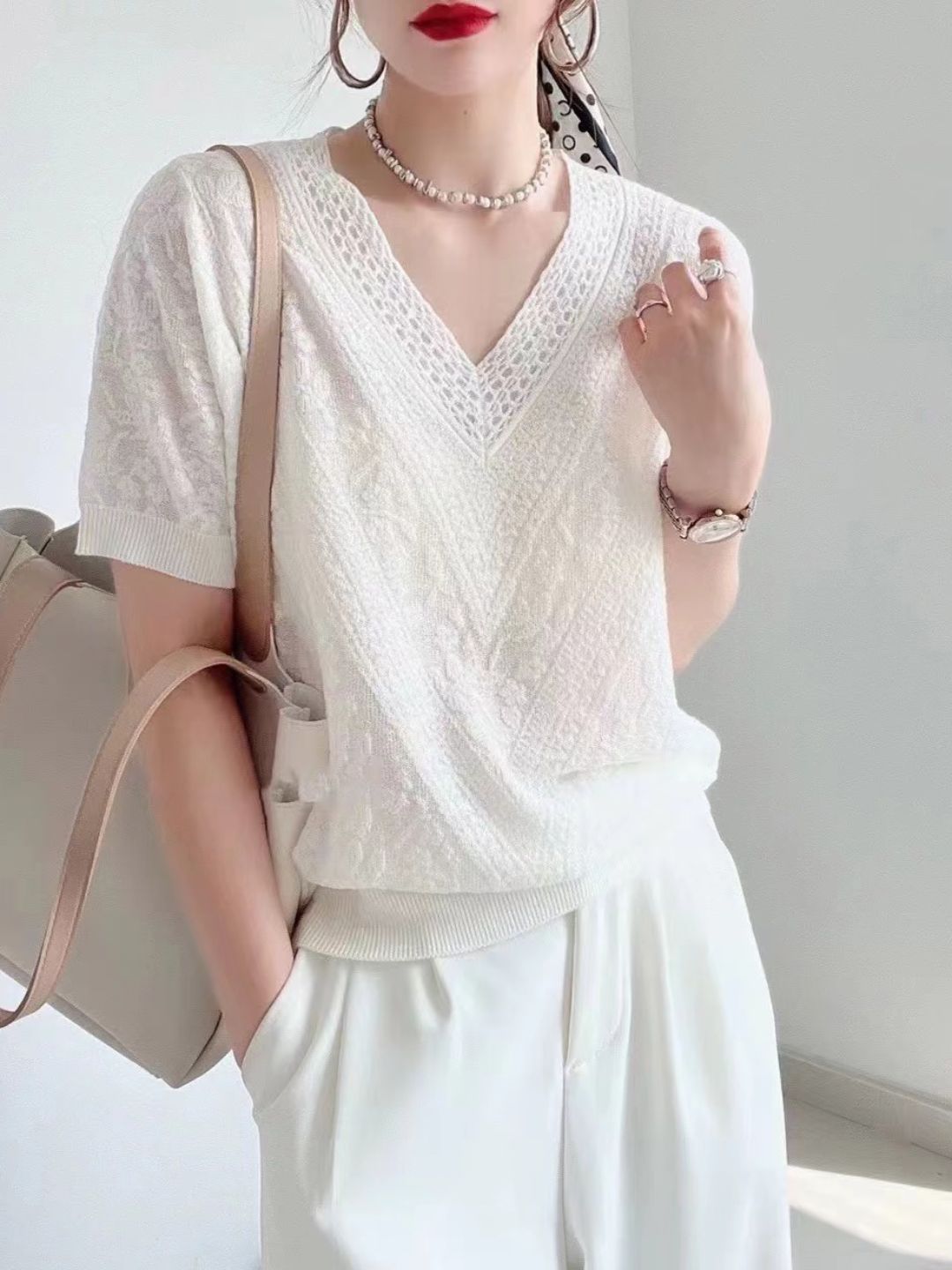 Short-sleeved V-neck Hollow Knit Sweater