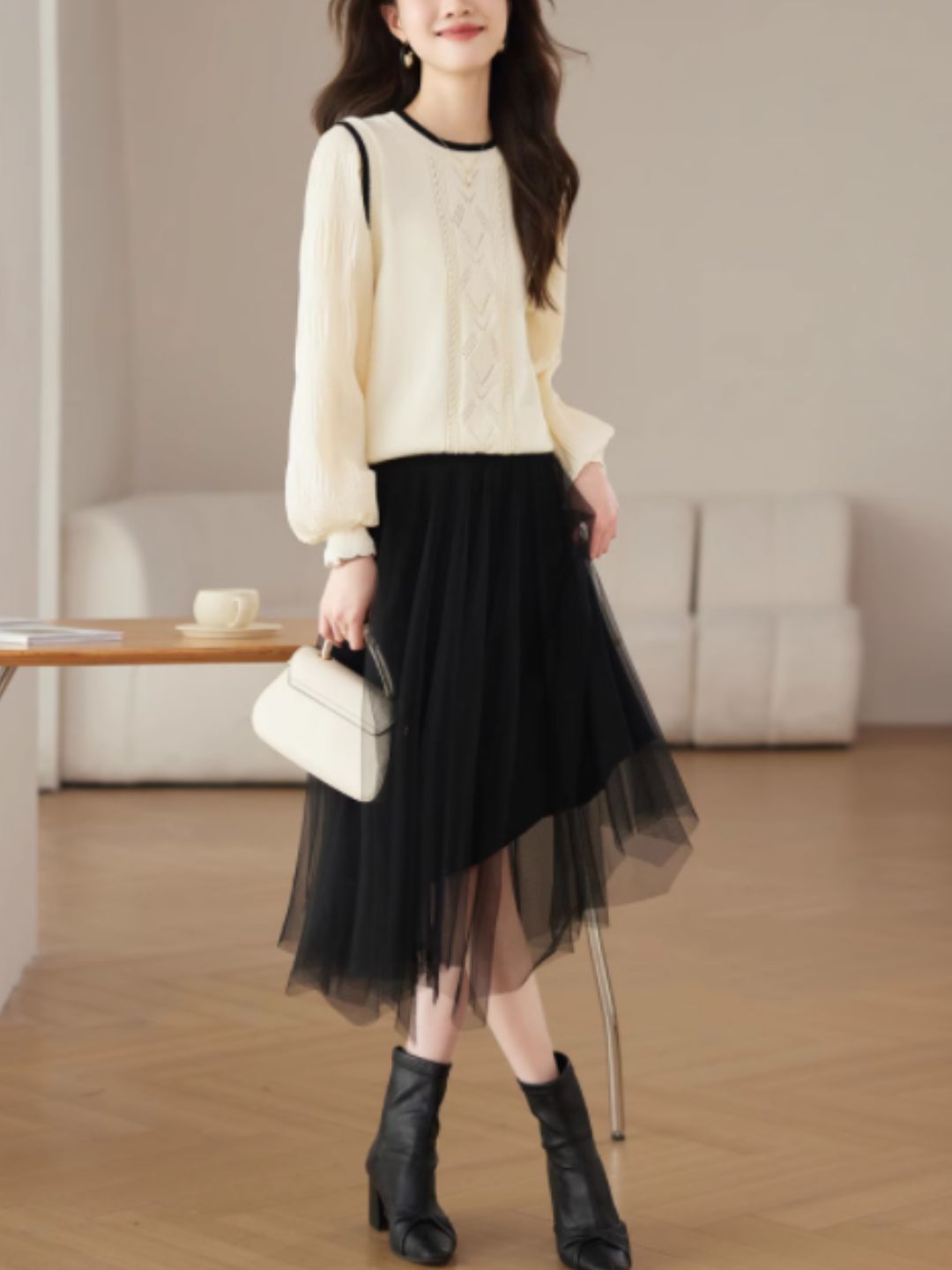 Casual Round Neck Lantern Sleeve Sweater