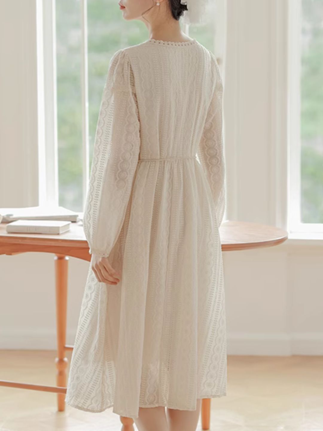 V-Neck Hook Flower Embroidery Dress