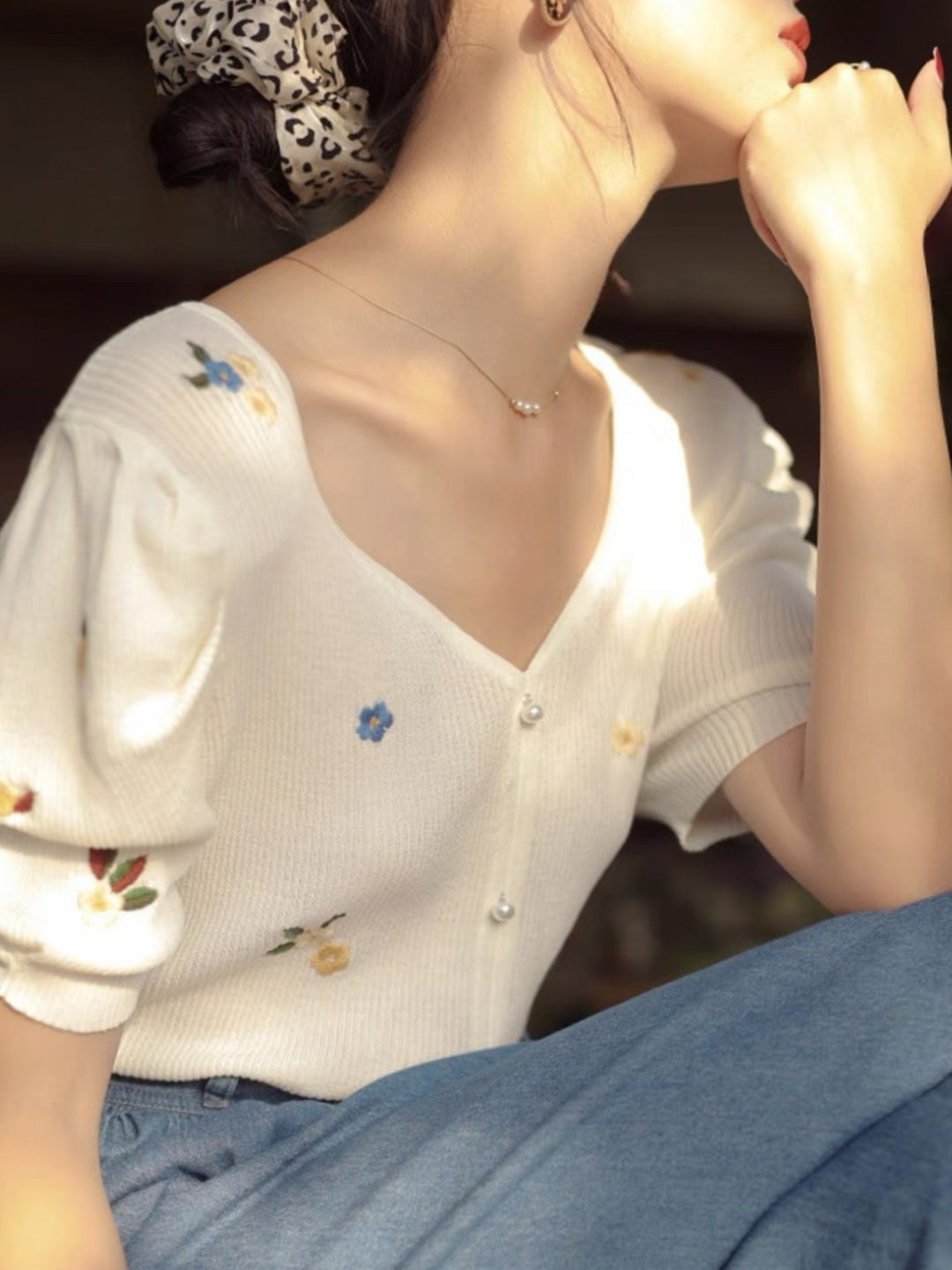 Embroidered Flower Knitted V-neck T-shirt - Green