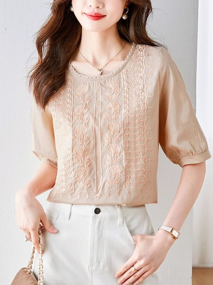 Temperament Embroidered Top