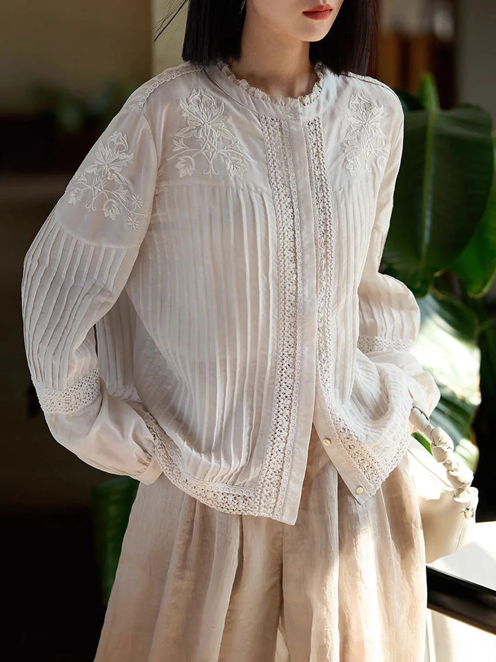 Loose Auricular Puff Sleeve Embroidered Blouse