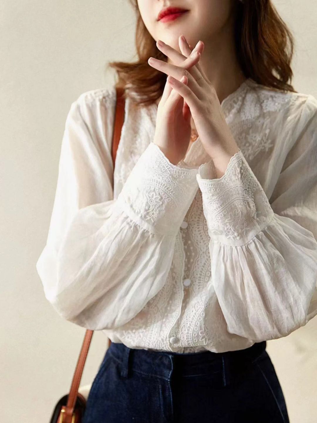 Simple Design V-Neck Shirt White