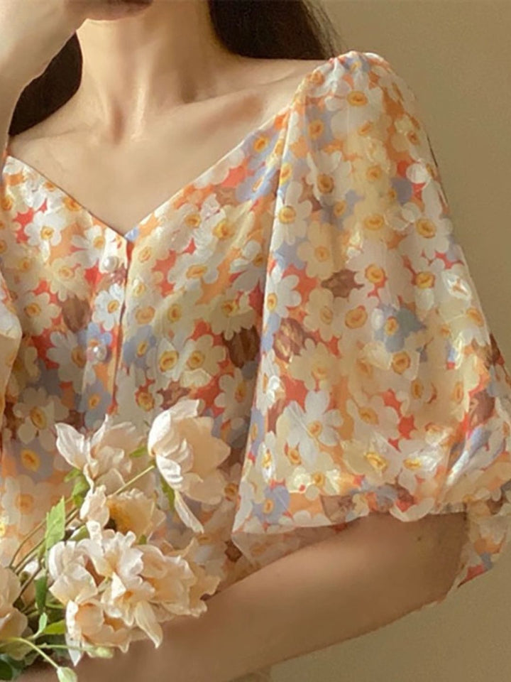 V-neck Puff Sleeve Short Sleeves