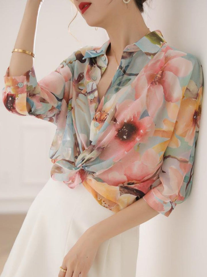 Loose V-Neck Printed Shirt