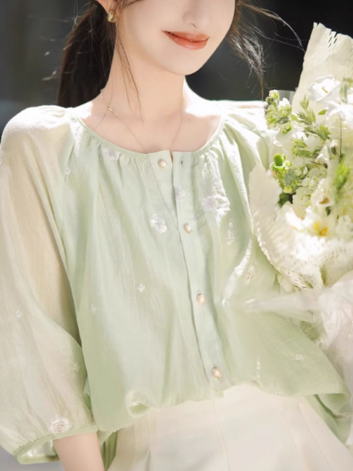 Sweet Floral Short-sleeved Shirt