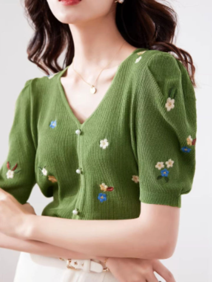 Embroidered Flower Knitted V-neck T-shirt - Black