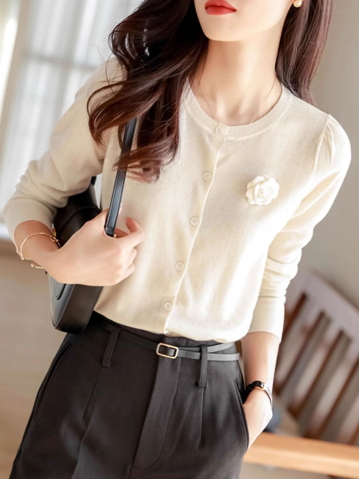 Round Neck Rose Knit Cardigan