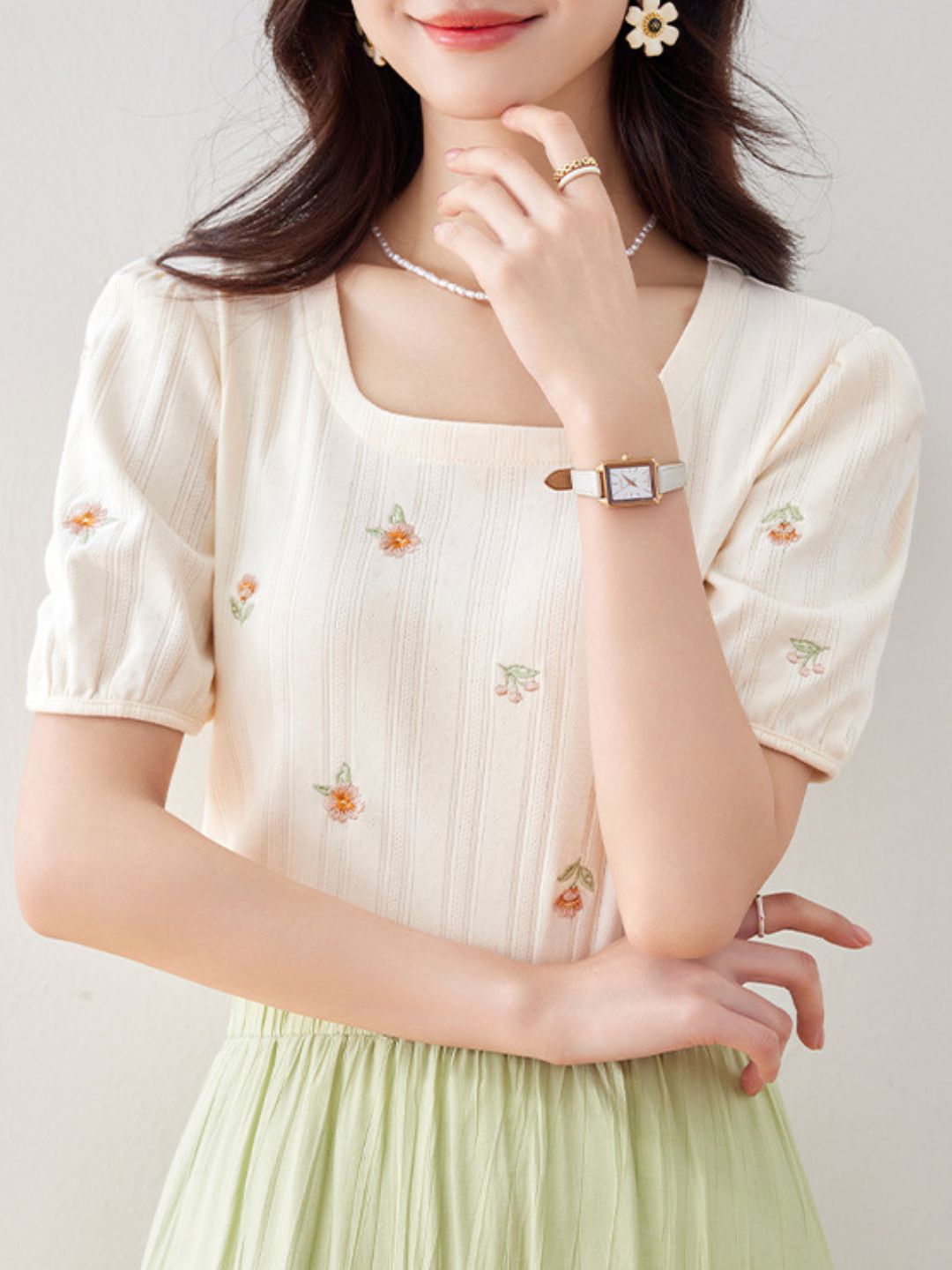 Square Neck Floral Puff Sleeve Top