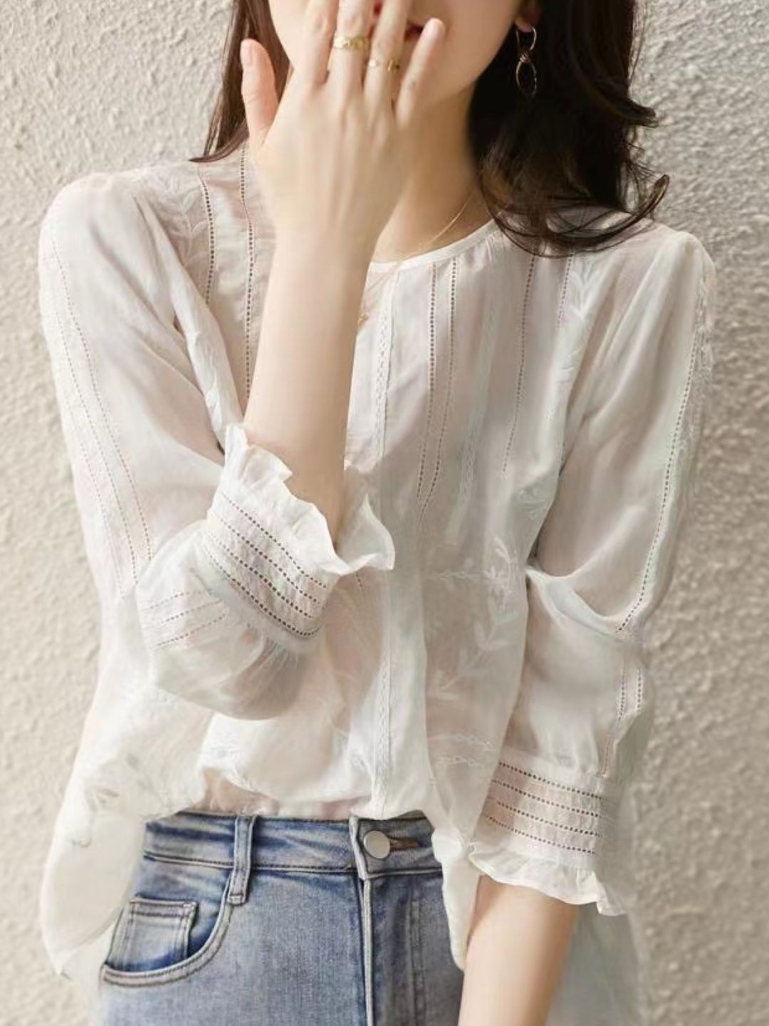Classic Embroidered Round Neck Puff Sleeve Top