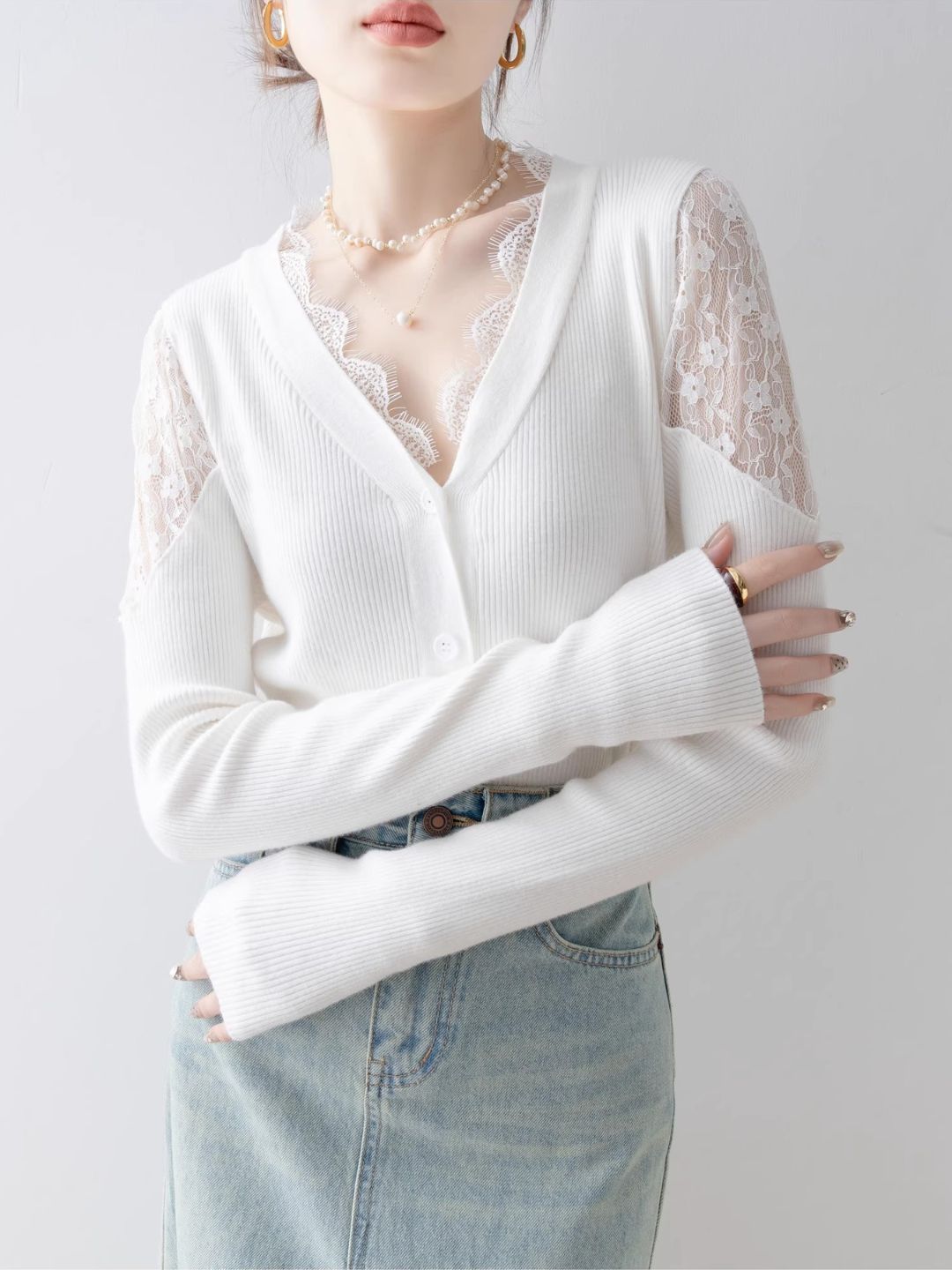 Slim Off-shoulder Lace Knitted Top