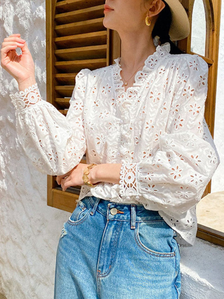 Light Luxury Simple Hollow Top