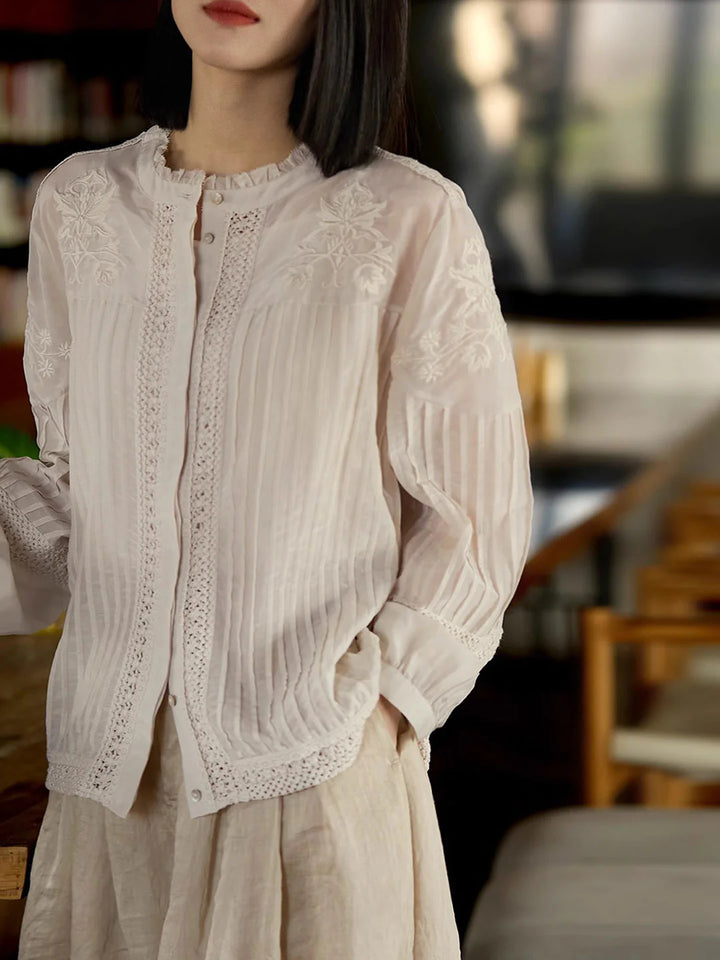 Loose Auricular Puff Sleeve Embroidered Blouse