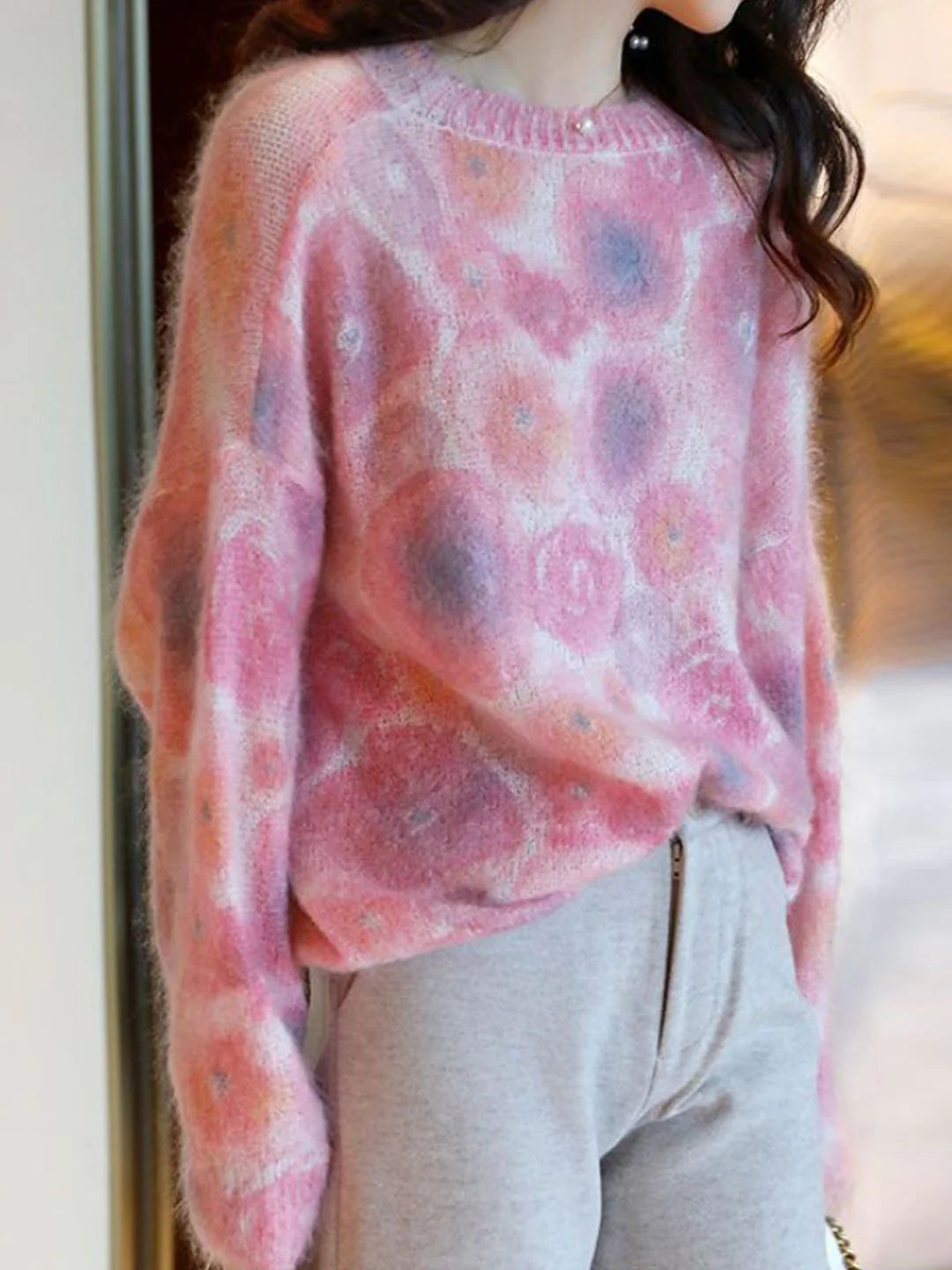 Loose Crew Neck Contrasted Knitted Sweater
