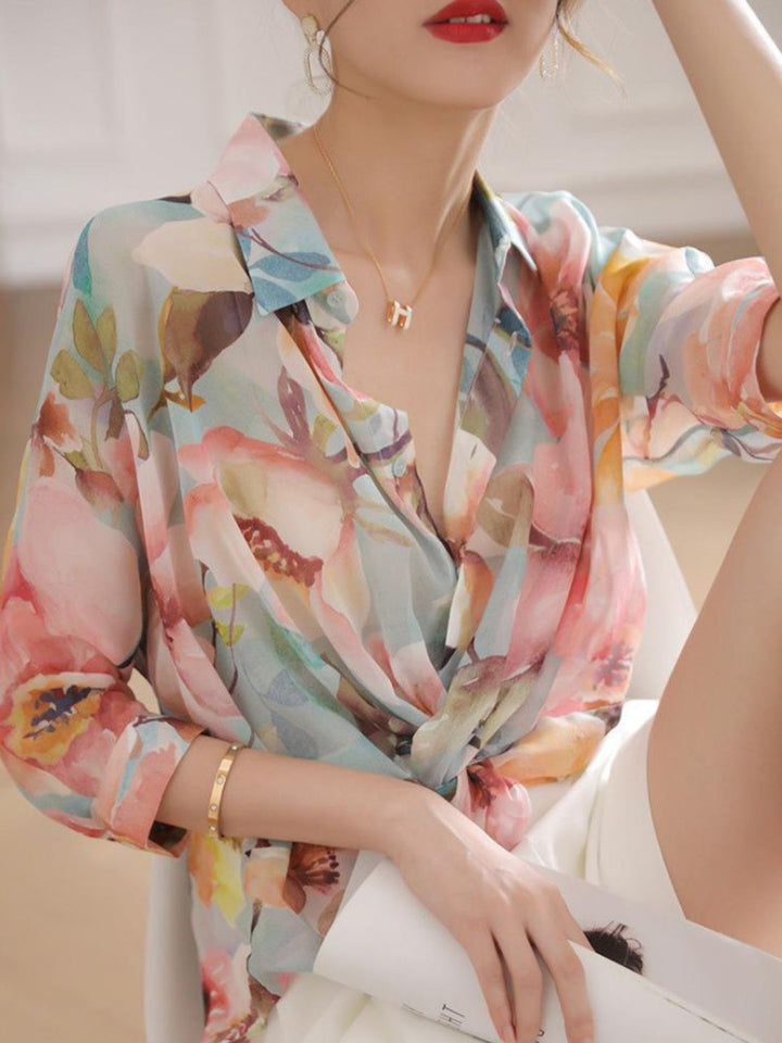 Loose V-Neck Printed Shirt